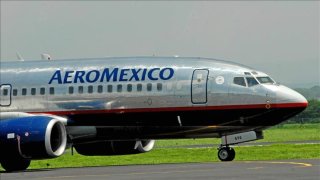 avion-aeromexico-aterrizaje-emergencia