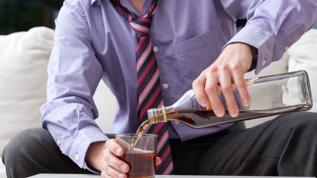 Consumo de alcohol está vinculado con riesgo de desarrollar cáncer – Telemundo Miami (51)