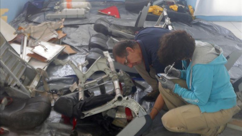 indonesia-revisan-aviones