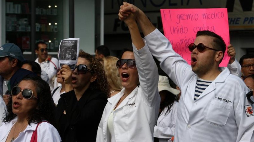 mexico-medicos-residentes-paro