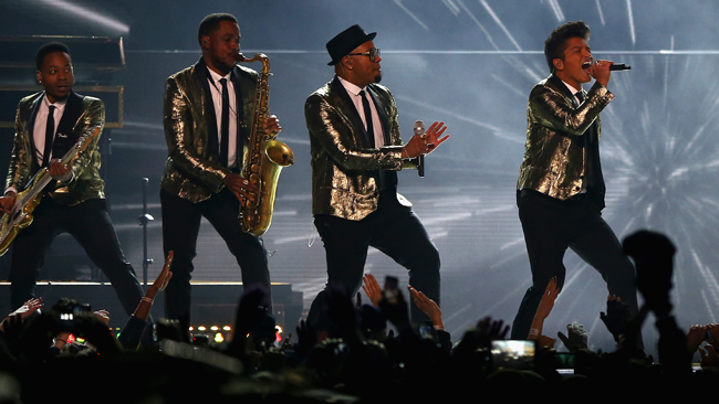 tlmd_01_bruno_mars_super_bowl