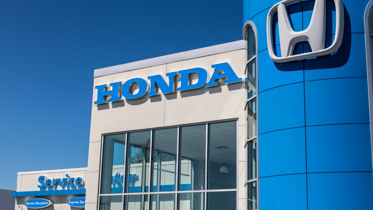 Former AutoNation Honda CFO arrested for organized fraud