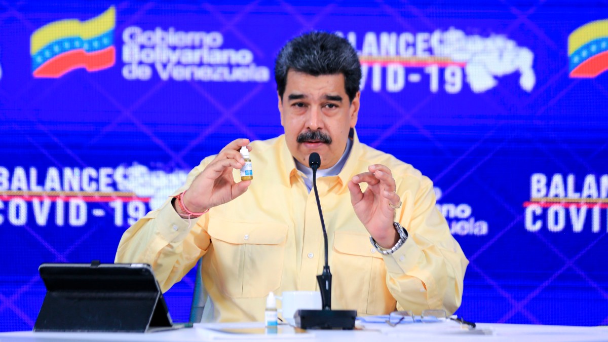 Maduro presents supuesta medicine that neutralizes COVID-19 – Telemundo Miami (51)