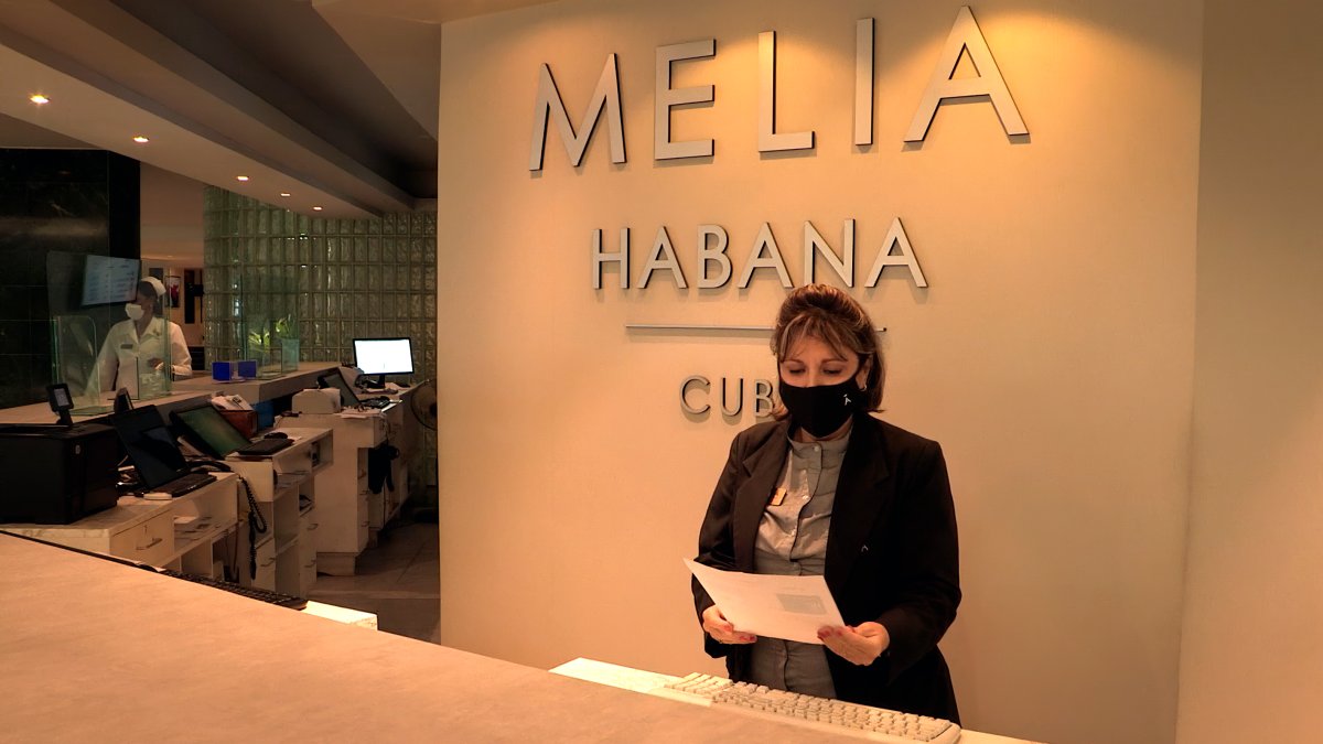 Los costos de viajar a Cuba se dispararían por nuevas medidas de