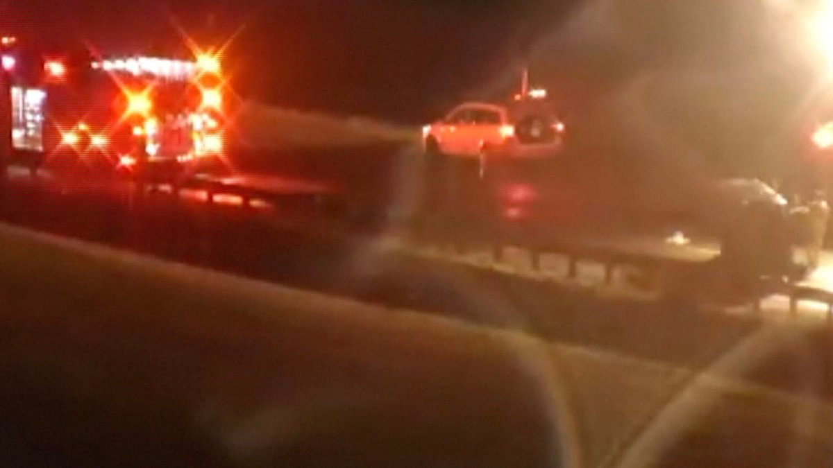 Accidente en una carretera en deja seis muertos Telemundo