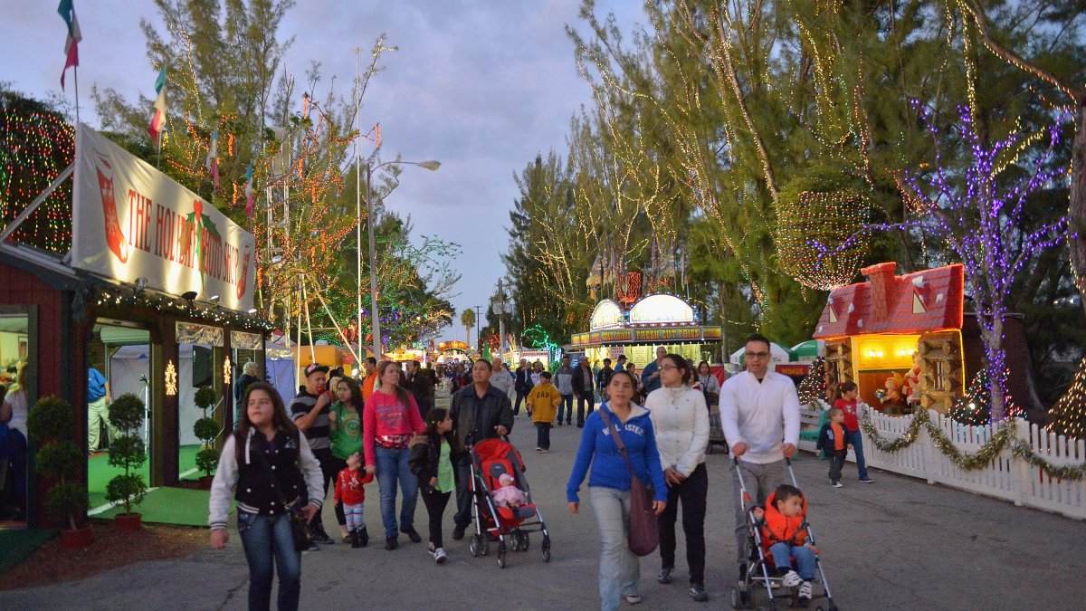 Navidad en Miami Santa’s Enchanted Forest abre en Hialeah Park