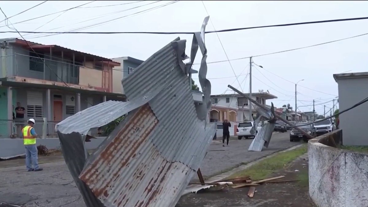 Tornado en Puerto Rico afectó 26 viviendas y ocho carros sufrieron
