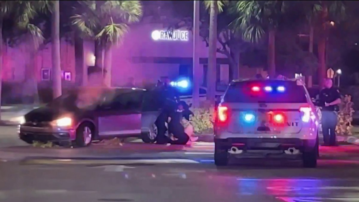 Florida Usa Feb 11 2021 : Coche De Policía Con Luces Intermitentes