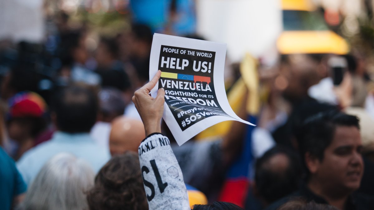 Ley de ajuste venezolano: esto es lo que se sabe del proyecto – Telemundo Miami (51)