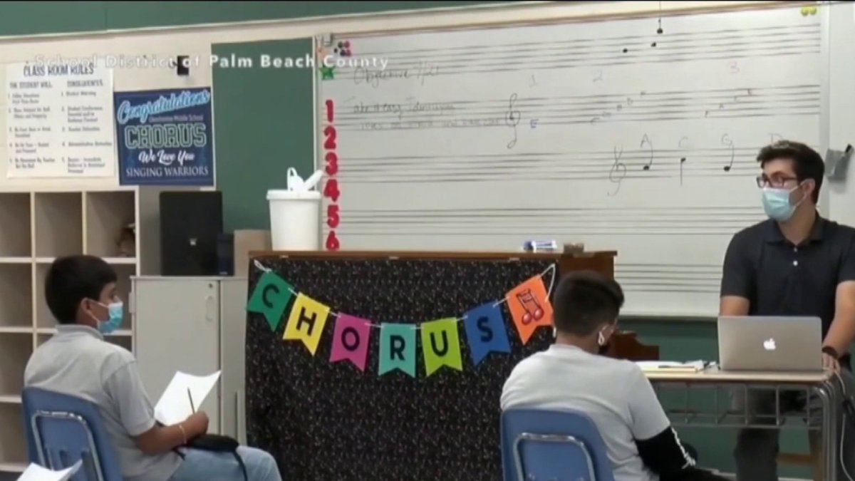 Distrito escolar del condado Palm Beach está ofreciendo empleos