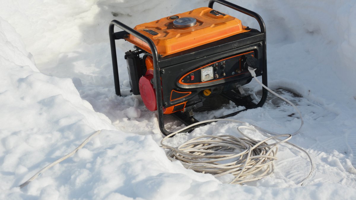 Winter storm leaves thousands without electricity in New York and New England – NBC Miami (51)