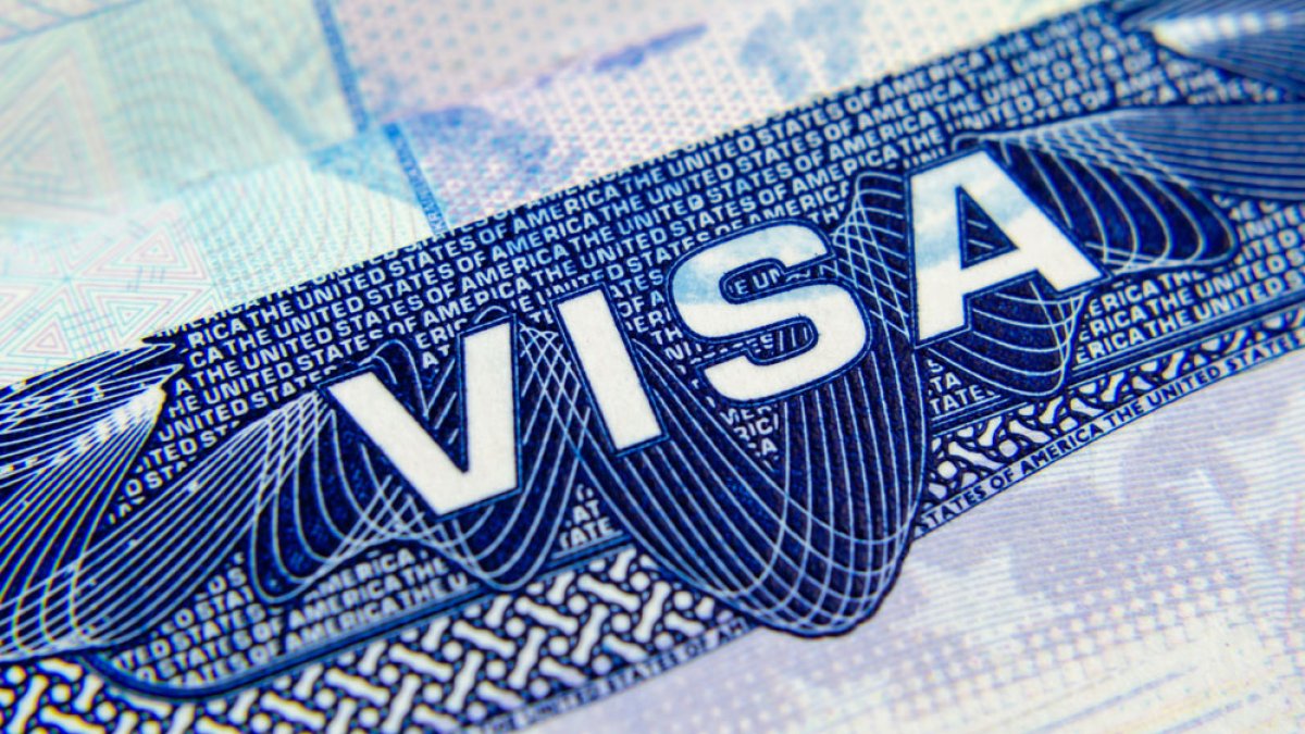 U.S. announces price increase for some visas