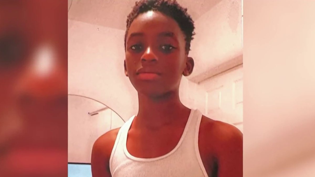 Search for person responsible for shooting 15-year-old Miami-Dade boy in the chest