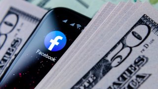 Facebook acordó pagar más de $37 millones en una demanda colectiva por violar la privacidad de sus usuarios.