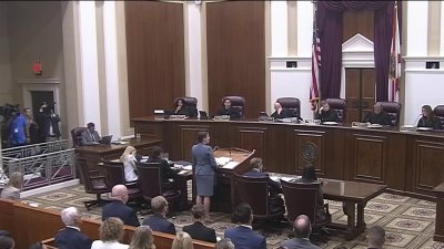 Corte Suprema de Florida discute sobre la ley de Aborto en el estado