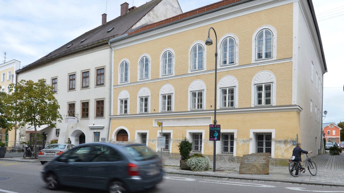 La casa natale di Hitler sarà una stazione di polizia in Austria – Telemundo Miami (51)