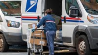 Plazos de envío durante los días festivos de 2023 para FedEx, USPS y UPS