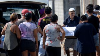 Los cuatro niños fueron enterrados en Guayaquil el martes.