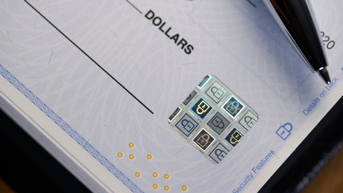 Alerta En Florida Estafadores Digitales Roban Miles De Dólares Manipulando Cheques Telemundo
