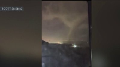 En video: el impacto de un tornado al tocar tierra