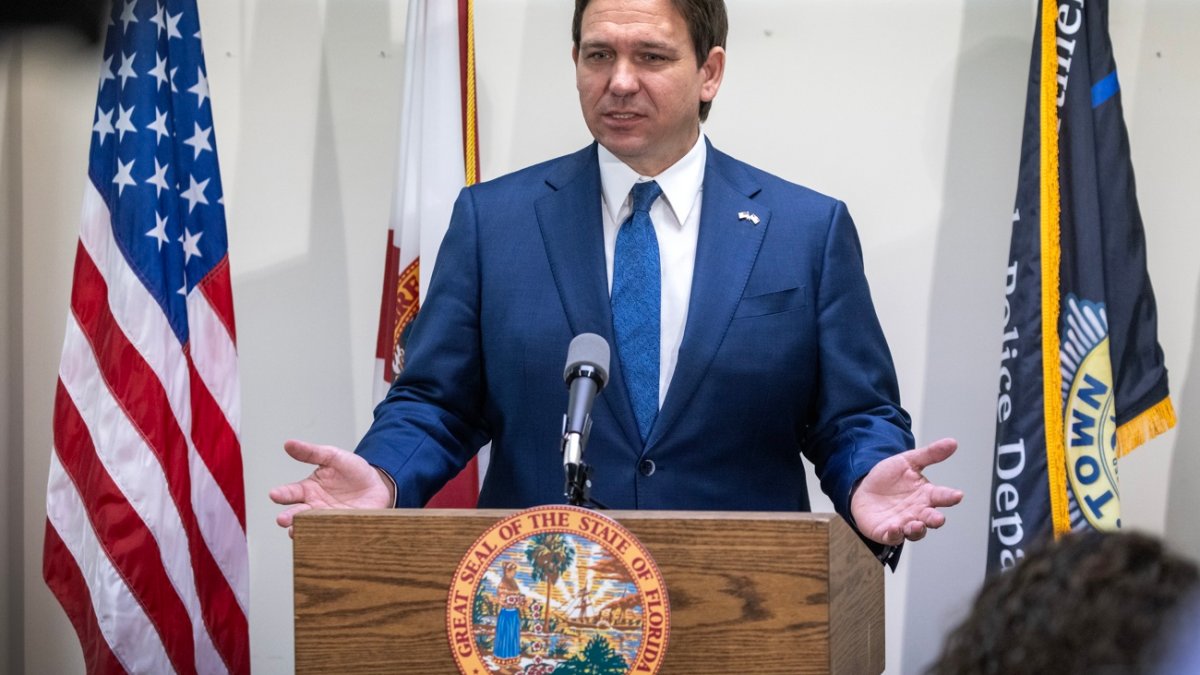 DeSantis signs law allowing landlords to immediately evict illegal residents – NBC Miami (51)