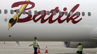 Indonesia investigará a la aerolínea cuyos dos pilotos se quedaron dormidos en pleno vuelo