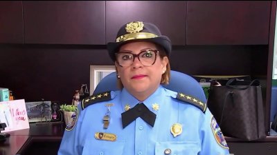 Mujer coronel boricua mantiene el control en el centro del país
