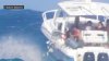 FWC advierte sobre cargos inminentes a jóvenes captados en video lanzando basura al mar desde un bote