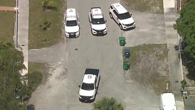 Investigan hallazgo de un cuerpo cerca de un canal en Miami Gardens