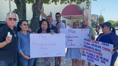 Familias cubanas piden acelerar el proceso casos de parole humanitario