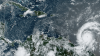 El muy peligroso huracán Beryl, categoría 3, sigue fortaleciéndose en su ruta hacia el Caribe