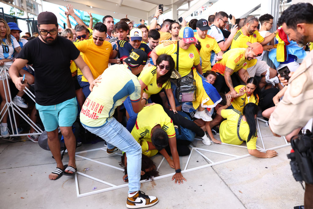 FOTOS: Caos en la final de la Copa América en Miami