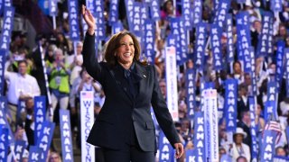 Kamala Harris, tras su discurso el jueves en la Convención Demócrata en Chicago.