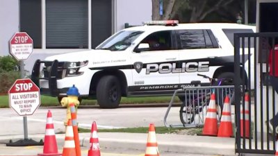 Aumentan presencia policial en escuela de Pembroke Pines tras amenazas