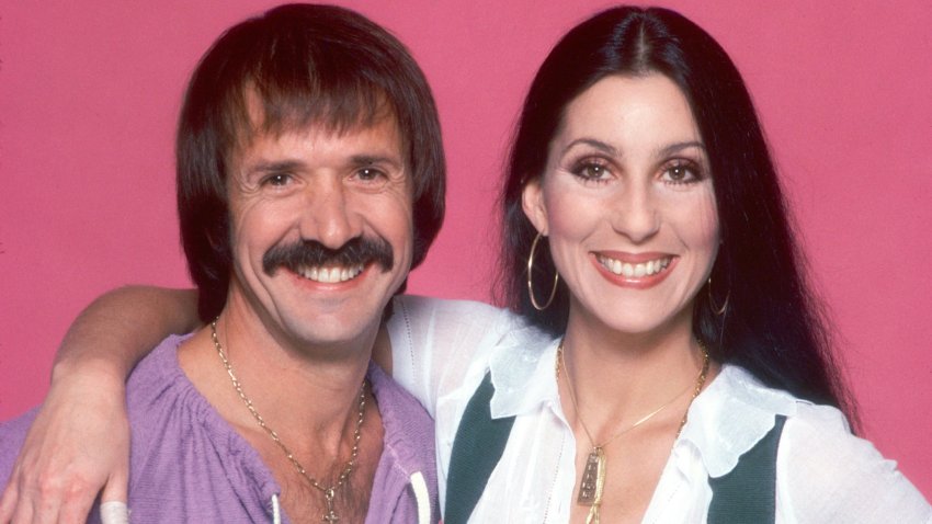 LOS ANGELES – JULY 22: Singer and actress Cher poses with ex-husband Sonny Bono for a photo session on July 22, 1977 in Los Angeles, California.  (Photo by Harry Langdon/Getty Images)