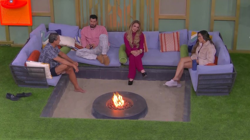 ¿Se acabó su estrategia? Laura está jugando con todos y algunos se han dado cuenta