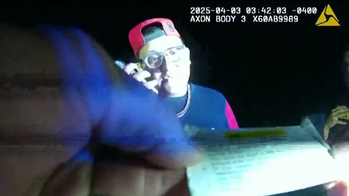 Arrestan a hombre que se hacía pasar por agente de ICE – Telemundo ...