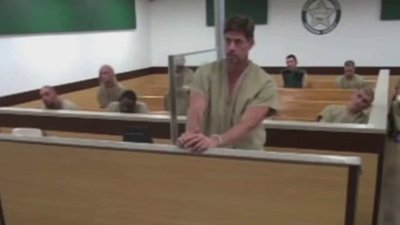 Así compareció William Levy en corte de fianza
