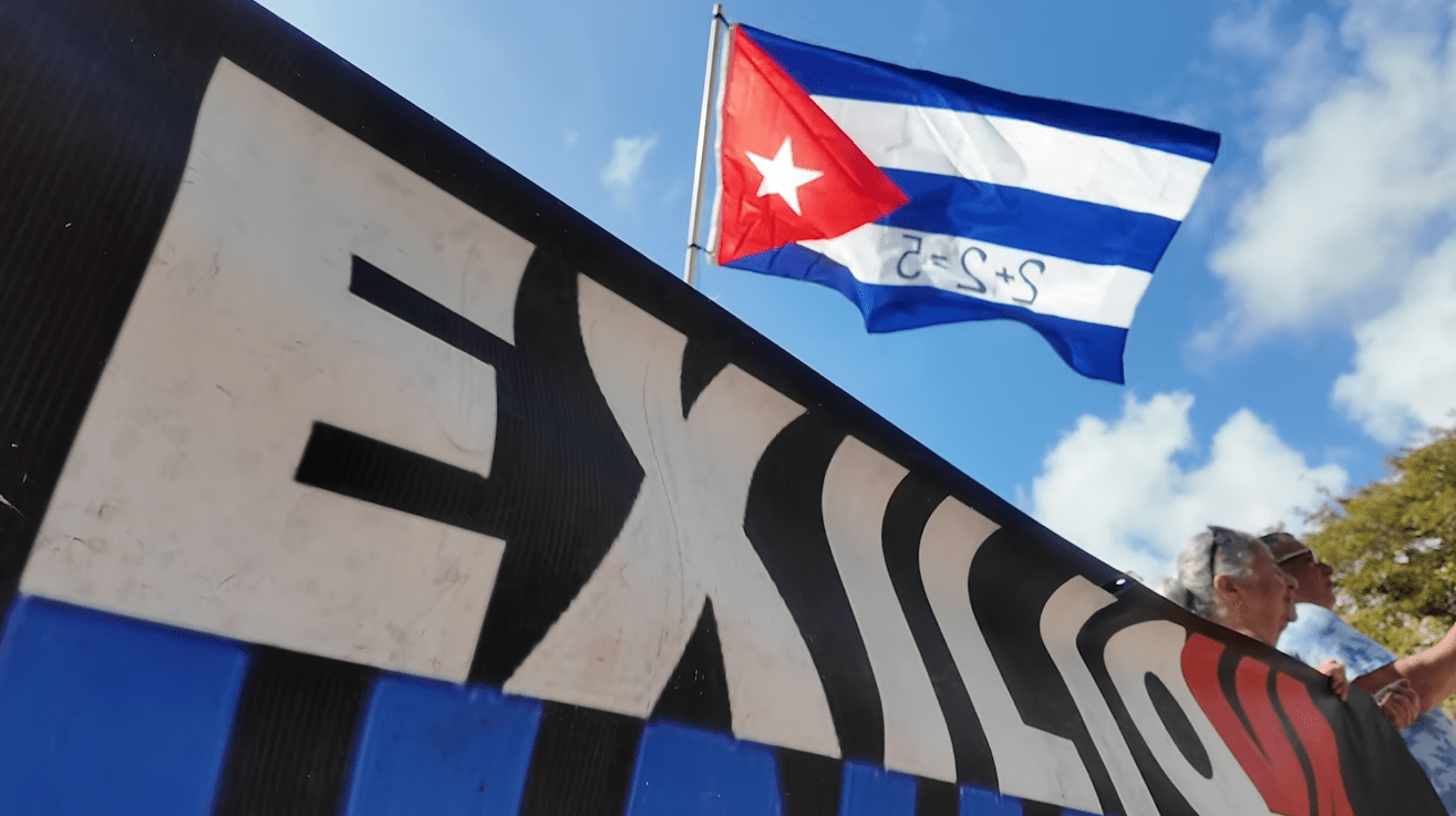 Ampliar imagen Ampliar imagen