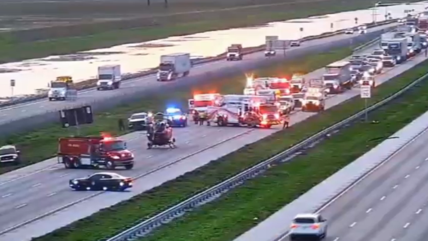 Emergency crews are responding to a crash on Interstate 75 northbound in Weston on Thursday morning.