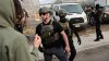ICE ordena a sus agentes en todo el país dejar de perseguir personas en vehículos tras recientes tiroteos mortales