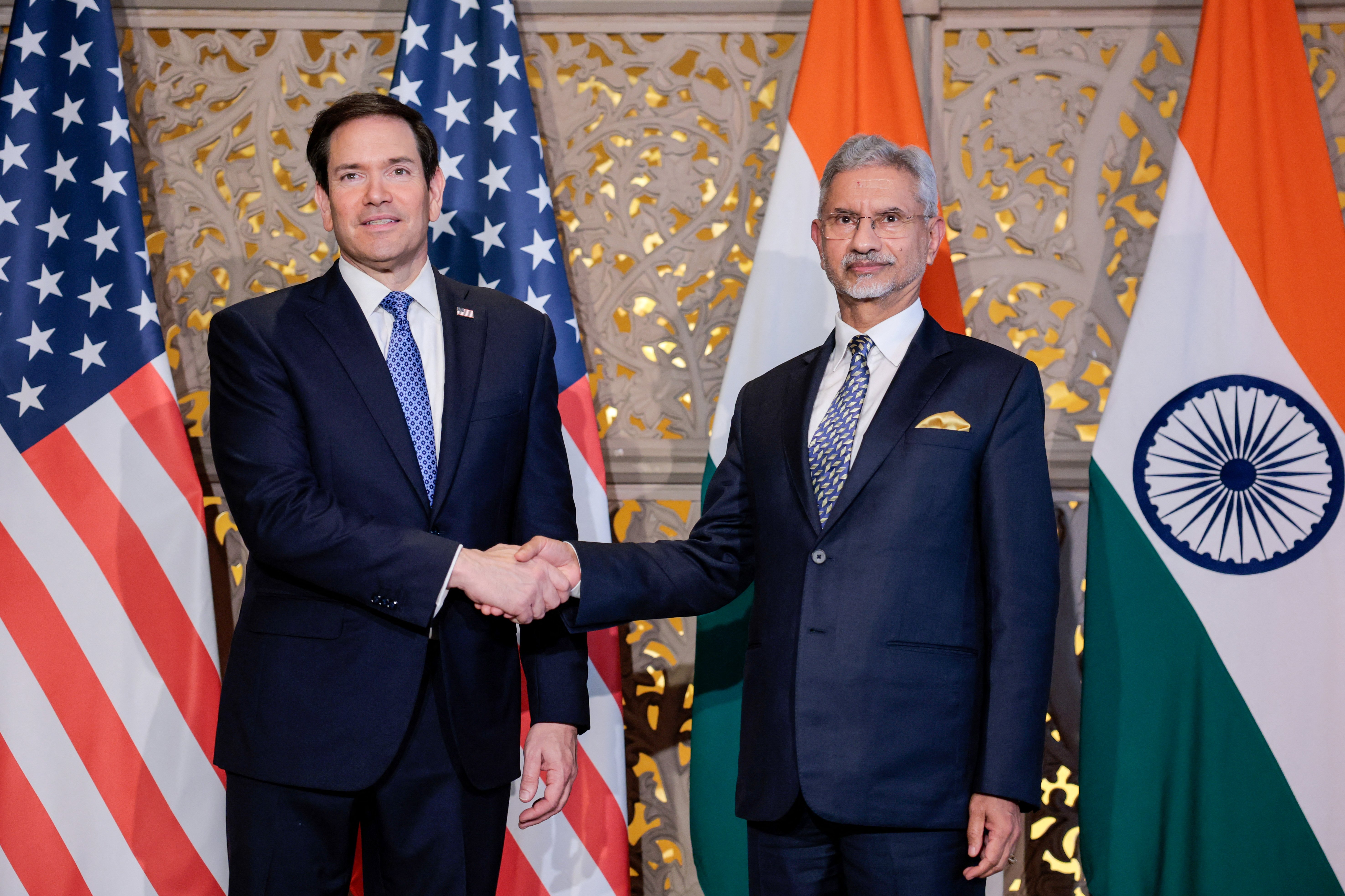 Rubio dice que EEUU resolverá trabas por sanciones para que India refine más crudo venezolano