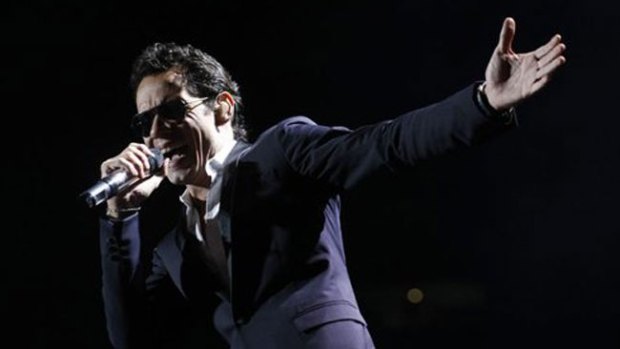 Video: Escándalo de Marc Anthony en aduana