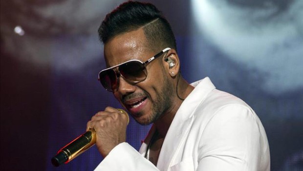 Video: Romeo Santos se apodera de Nueva York
