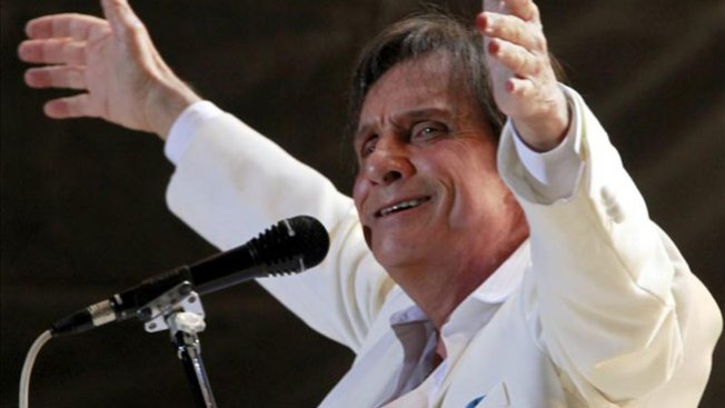 Roberto Carlos contra Nicolás Maduro