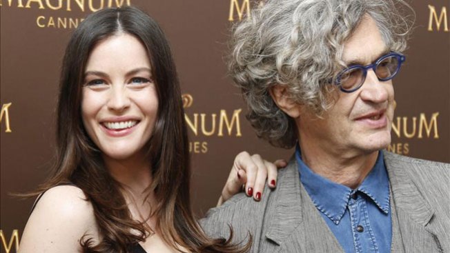Beso de Liv Tyler revoluciona Cannes