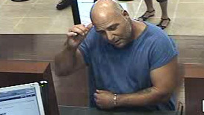 Buscan a atracador de bancos