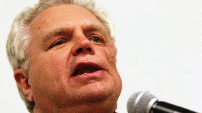 Miccosukees demanda a esposo de Ros-Lehtinen