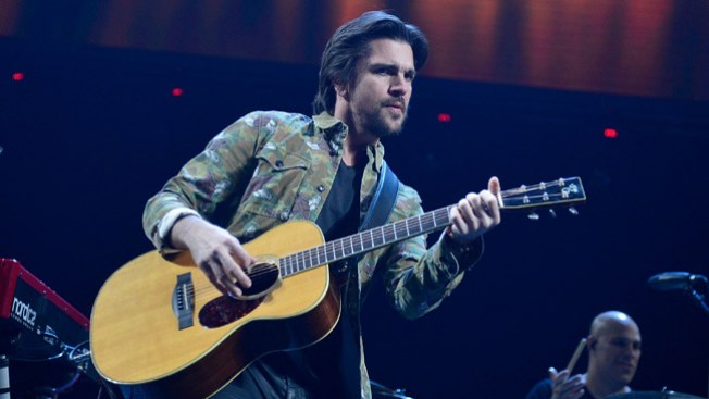 Juanes publicará libro de sus memorias