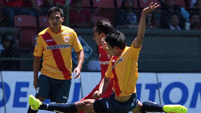 Rivales León y Morelia buscan el triunfo